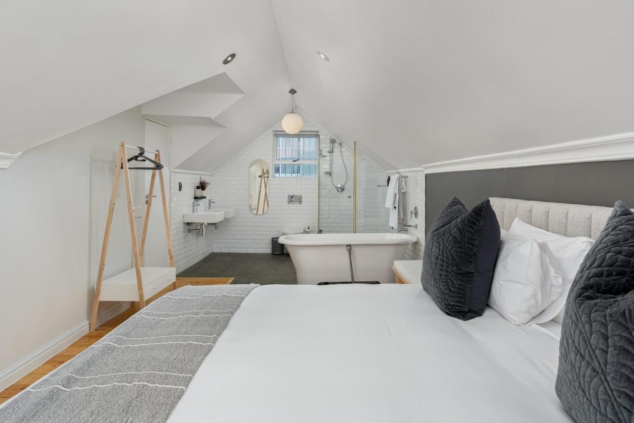 Point Break Apartment *